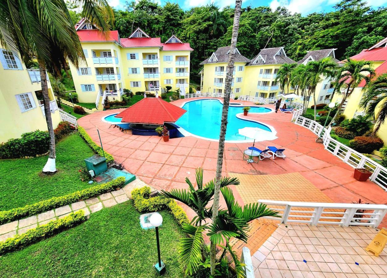 Relax On The Ridge - Ocho Rios Escape Villa Kültér fotó